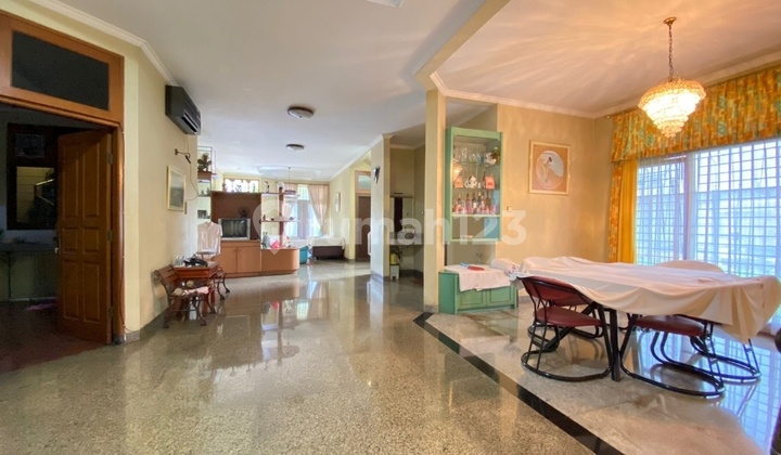 Di Jual Rumah Hitung Tanah Saja. Di Kavling Dki Meruya 2