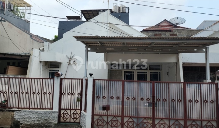For rent house in Aries Garden