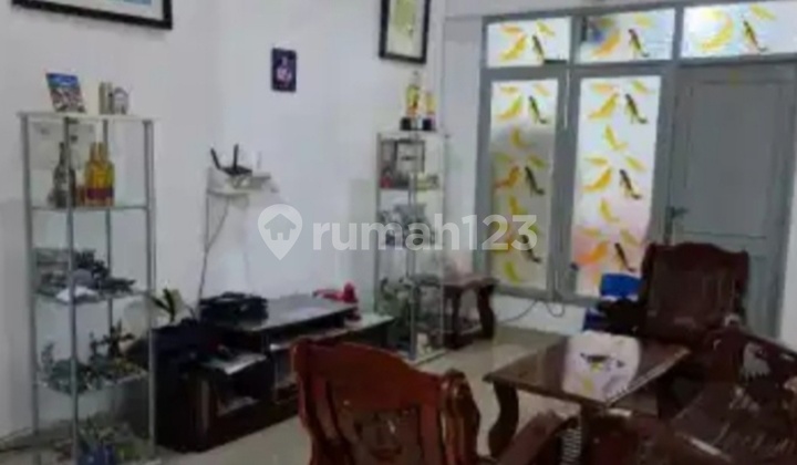 Di Jual Rumah Cantik..furnish Di Taman Palem Lestari. Jakarta.barat