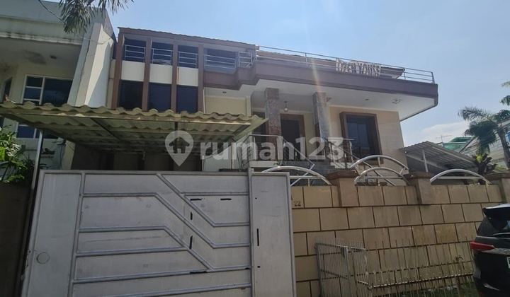 Di Jual Rumah Cantik . Murah. Harga Di Bawah Njop Di Green Garden. Jakarta Barat