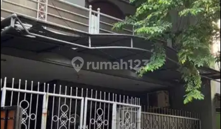 Rumah Di Johar Baru Akses 2 Mobil