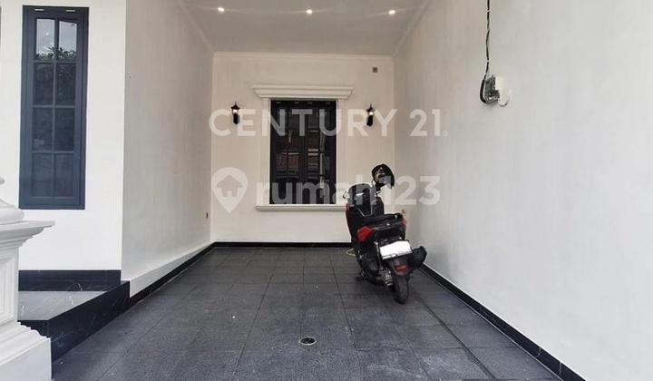 Rumah Brand New Di Pulomas Desain.modern Classic 2