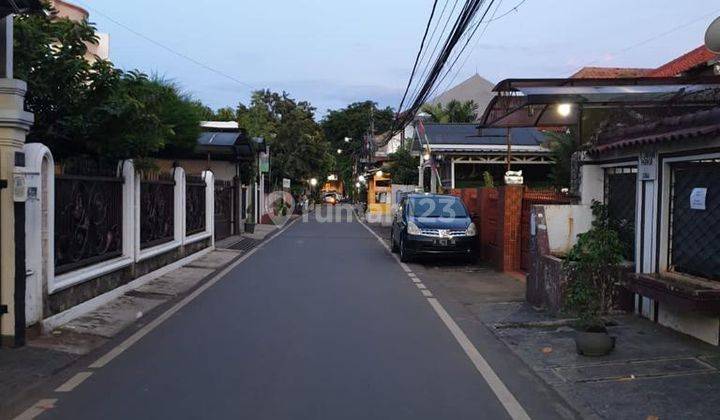 Rumah Halaman Luas Siap Huni di Jatiwaringin, Jakarta Timur 2