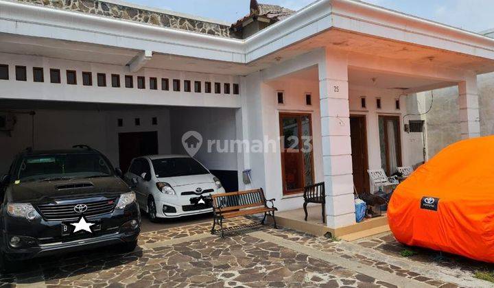 Rumah Mewah Sangat Luas 1 Lantai di Utan Kayu, Jakarta Timur 1