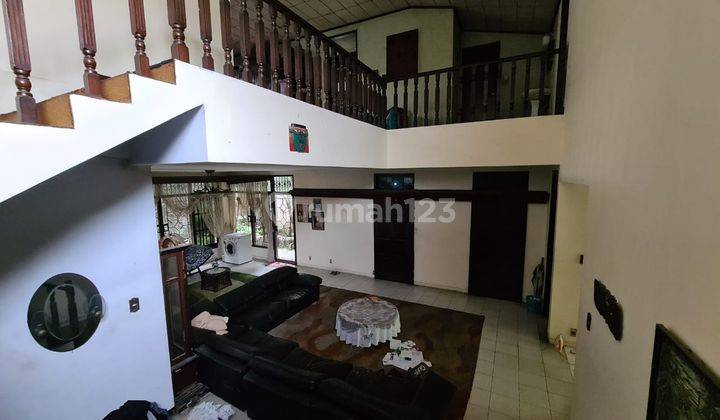 Dijual Murah, Rumah 2 Lantai Bagus di Kayu Putih, Jakarta Timur 2