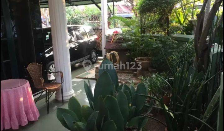 Rumah Dalam Komplek Pulomas Posisi Hook Dekat Pos Security Furnis 2