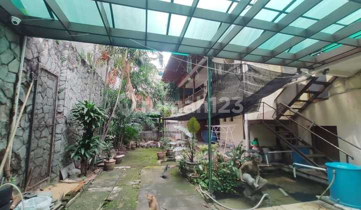 Fantastis Rumah Hitung Tanah 646m2 Pinggir Jalan Raya di Menteng 3