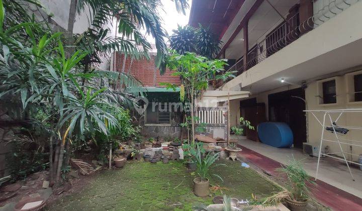 Fantastis Rumah Hitung Tanah 646m2 Pinggir Jalan Raya di Menteng 6