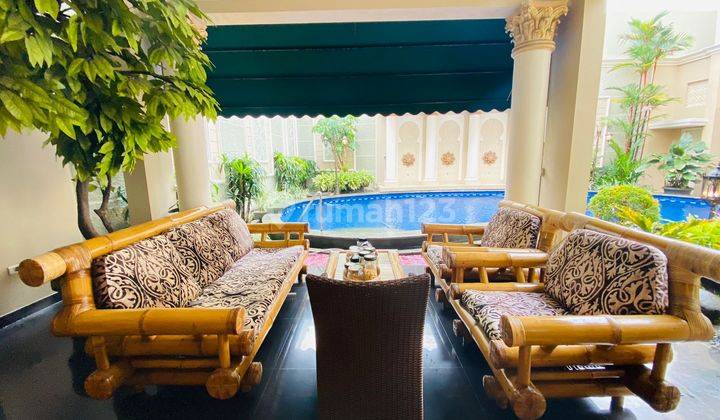 Rumah Bergaya Classic Mediterania Di Duren Sawit Jakarta Timur 3