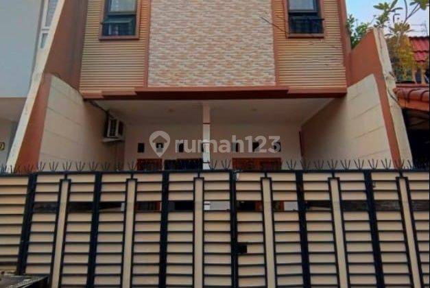 Rumah Minimalis Cantik Siap Huni Dalam Komplek Di Rawamangun 1