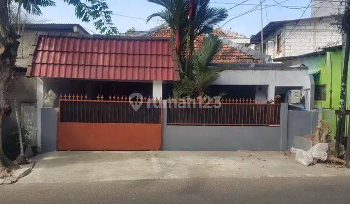 Rumah Lama Layak Huni Lokasi Strategis Di Utan Panjang Kemayoran 1