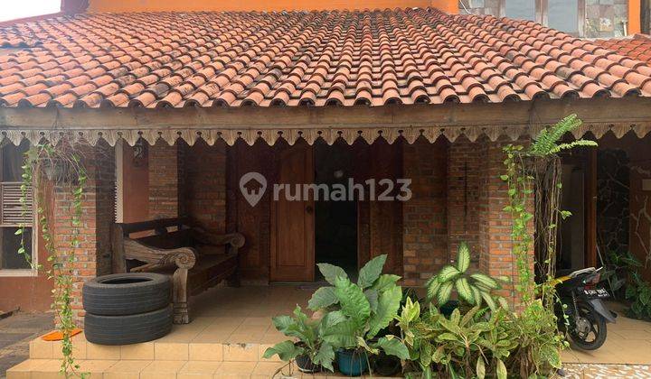 Rumah Classic Di Swadaya Pondok Gede 2