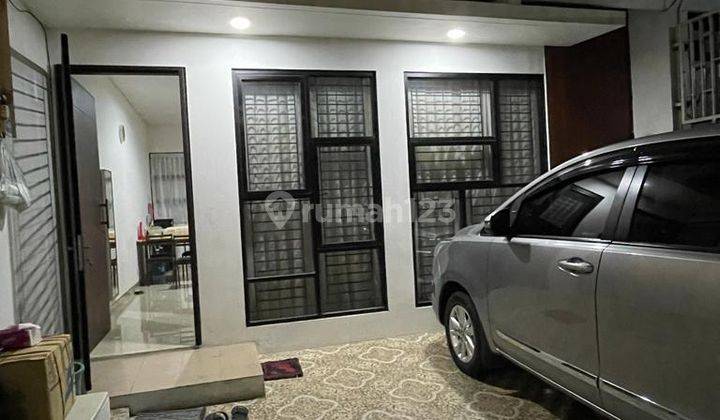 Rumah Minimalis Modern Di Kramat Sentiong, Jakarta Pusat 1