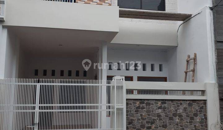 RUMAH BARU Minimalis 2 Lantai Di Cipinang Jakarta Timur 1