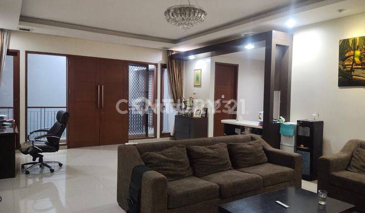 Rumah Mewah Terawat Full Furnish di Rawamangun Jalarta Timur 2