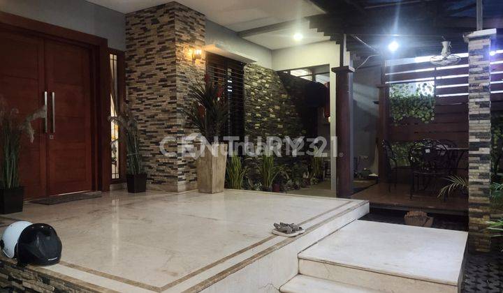 Rumah Mewah Terawat Full Furnish di Rawamangun Jalarta Timur 1