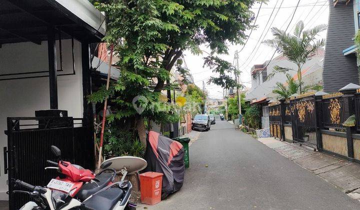 Rumah Minimalis Baru Komplek One Gate System di Kampung Ambon
 2