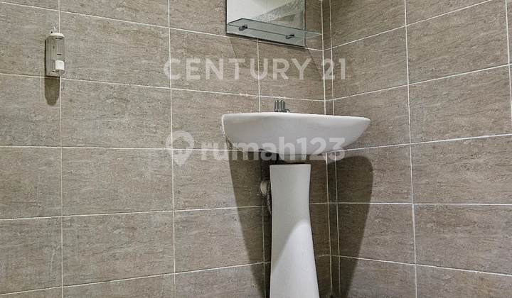 Rumah Komplek Di Pondok Bambu Siap Huni Lokasi Prime 2