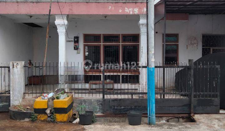 Rumah Hitung Tanah Dalam Komplek Kampung Ambon  1