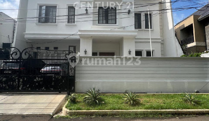 Rumah di Pulomas Bangunan Baru Design Modern