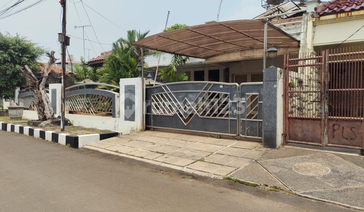 Dijual Rumah di Jalan Kayu Putih Tengah, Jakarta Timur