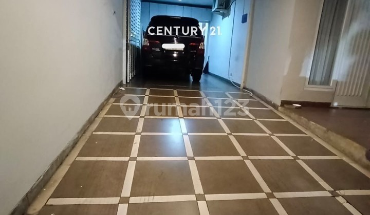 House in Bintaro Below Market Price 2