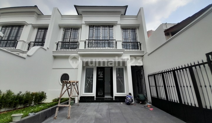 Rumah Brand New Cempaka Putih Tengah American Classic
