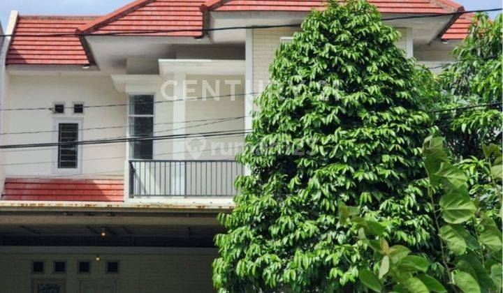 Rumah Cantik Siap Huni Di Kemang Pratama 1