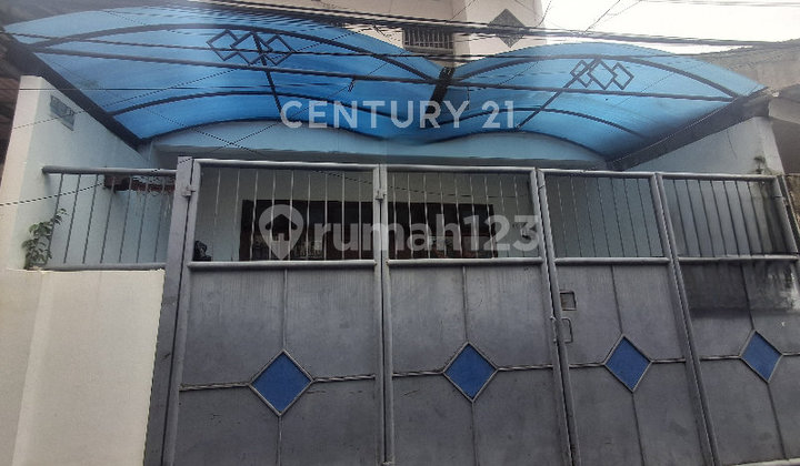 House Location Free from Flooding Strategic Safe and Quiet in Johar Baru