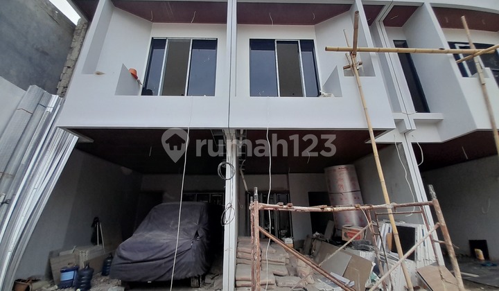 Rumah Baru Cluster Di Cempaka Putih Tengah