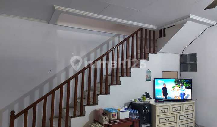 Rumah Hoek Di Taman Buaran Indah Klender 2