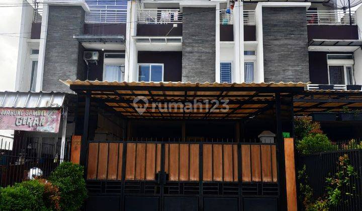 Rumah cantik minimalis di Cipinang 1