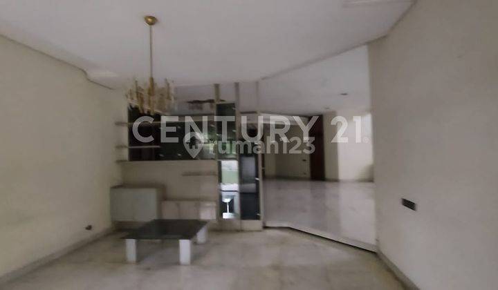 Rumah Besar Parkir Luas Cocok Kantor Jalan Utama Di Permata Hijau 2