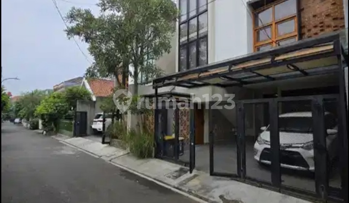 Rumah Modern Minimalis Di Rawamangun Ada Swimming Pool Bangunan 2021 2