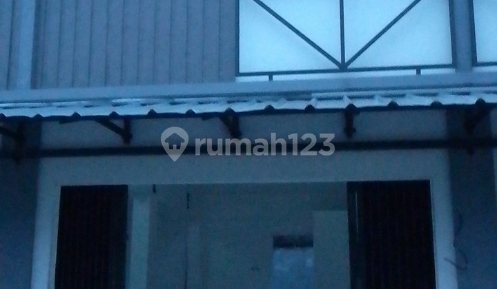 Ruko 2 lantai harga ekonomis lokasi di Cibubur jaktim Ruko 2 lantai harga ekonomis lokasi di Cibubur jaktim