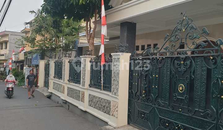 Rumah 2 Lantai Dijual Cepat di Lubang Buaya Jakarta Timur Bagus 2
