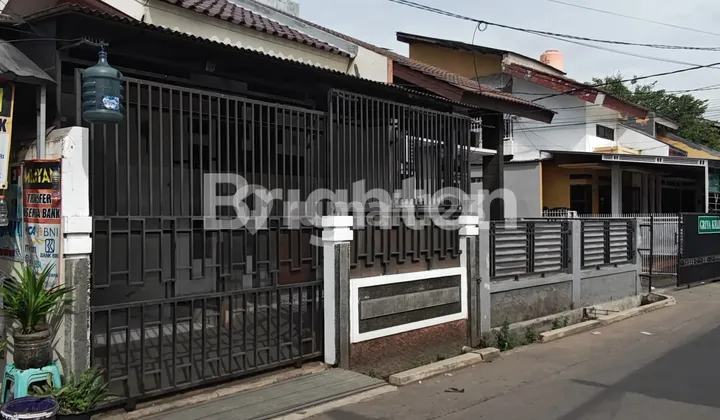 RUMAH DI JATIBENING STRATEGIS