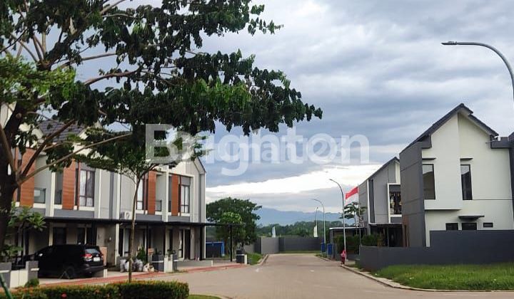 Beautiful Semi-Furnished Residence Full Facilities Swimming Pool Near Metland Cibubur 2