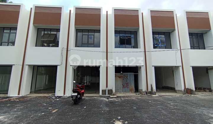 Ruko 2.Lantai + Rooftop di Jual.cepat di Condet Jakarta Timur Ruko 2.Lantai + Rooftop di Jual.cepat di Condet Jakarta Timur