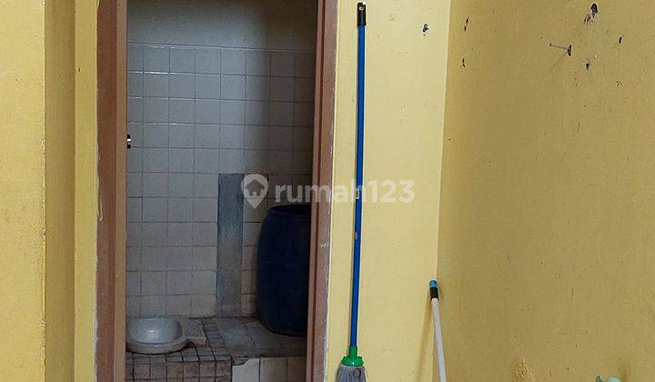 rumah dipinggir jalan raya. Cocok buat usaha 4