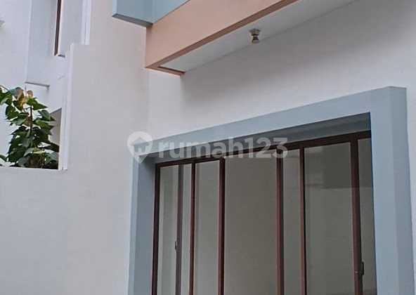 2-Story House Below Market Price in JGC East Jakarta Ready to Occup 2