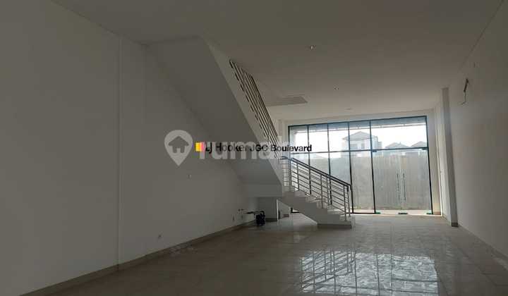 Ruko Traffic Ramai 3 Lantai Bebas Parkir Di Metland Menteng Cakung Timur Brand New