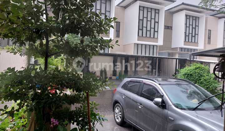 Rumah 3.lantai Furnished Lebar 7 Siap Huni.di Klaster Cakung Timur Jakarta