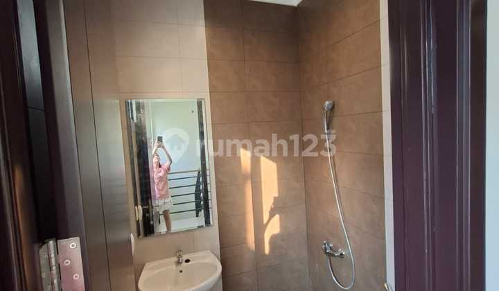 Rumah 2 Lantai Baru Scg Bekasi Bebas Banjir Termurah 2