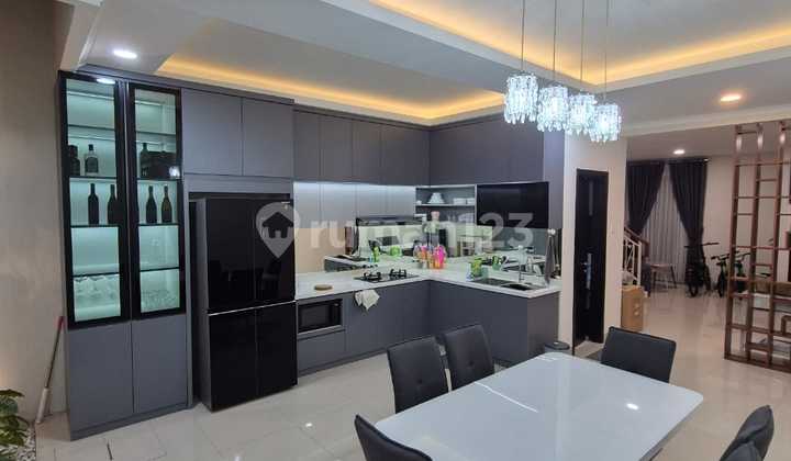 Renovated 2-Story Cluster House with SHM JGC East Jakarta Renovated 2-Story Cluster House with SHM JGC East Jakarta