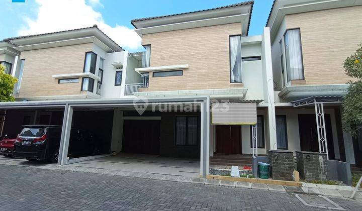 Rumah di Colomadu Solo 2 Lantai SHM Bagus Full Furnished. 1