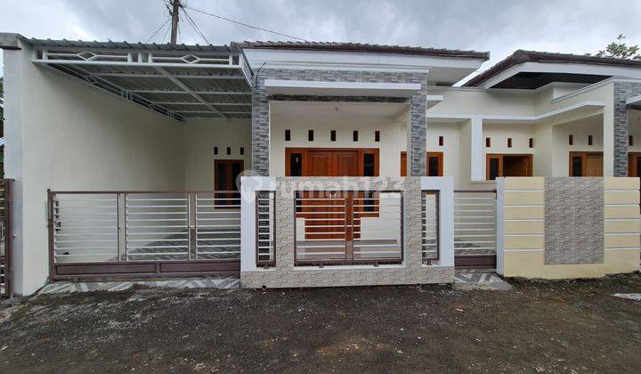 Rumah Baru Minimalis Murah di Gedongan Colomadu Solo SHM Baru Dekat Dengan Pintu Tol. 1