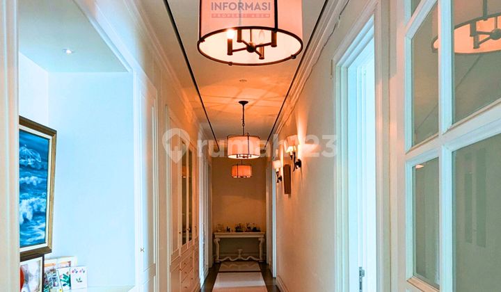 Penthouse St Moritz Lippo Puri Mall 6+1 Kamar Tidur 