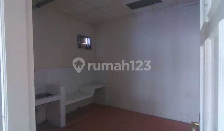 Dijual Segara Gudang di Jalan Raya Setu, 2