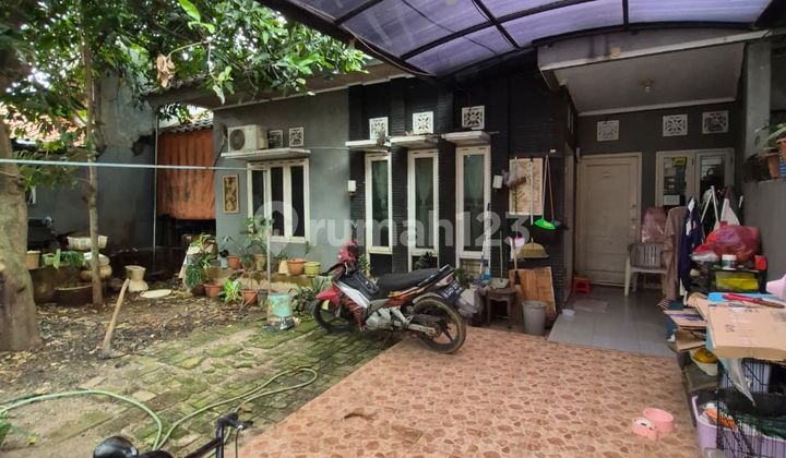 Rumah Area Jagakarsa - Perlu Renovasi Rumah Area Jagakarsa - Perlu Renovasi